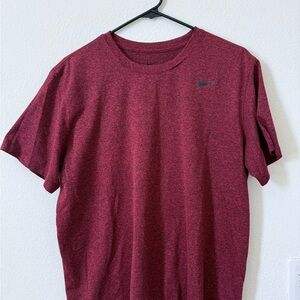 Nike Men's Maroon Short Sleeve Tee